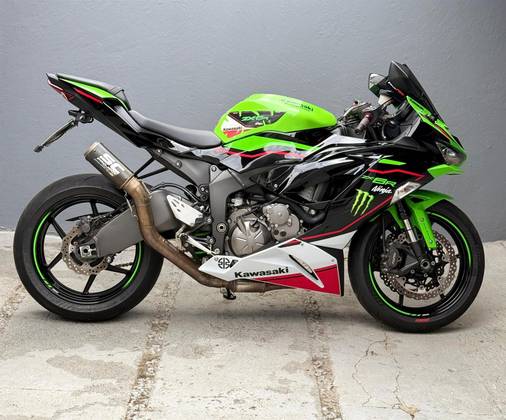 KAWASAKI NINJA ZX-6R KAWASAKI NINJA ZX-6R